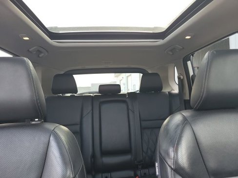 Used 2021 Nissan Rogue Platinum image 5