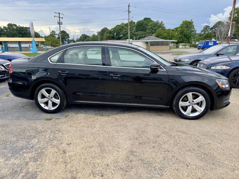 Used 2012 Volkswagen Passat TDI SE image 9