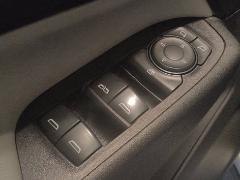 Used 2019 Chevrolet Equinox LS w/ LS Convenience Package image 27