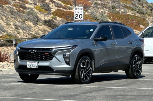 Used 2024 Chevrolet Trax RS w/ Sunroof Package image 7
