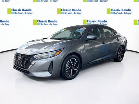 Used 2024 Nissan Sentra SV image 3