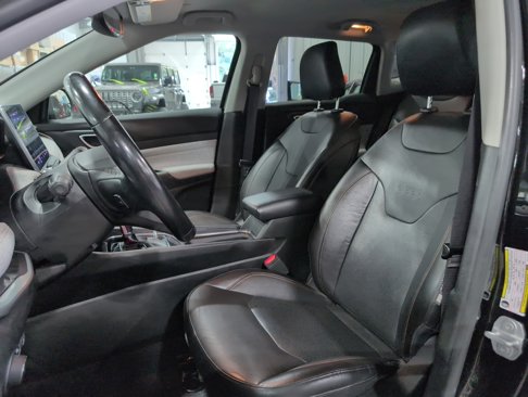 Used 2022 Jeep Compass Latitude image 7