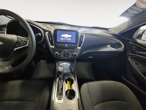 Used 2024 Chevrolet Malibu LT image 11
