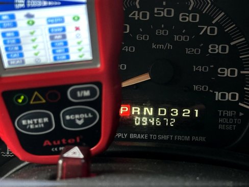 Used 2002 Chevrolet Express 1500 LT image 3