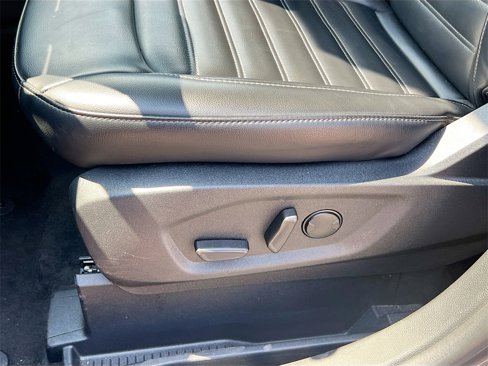Used 2024 Ford Edge SEL image 20