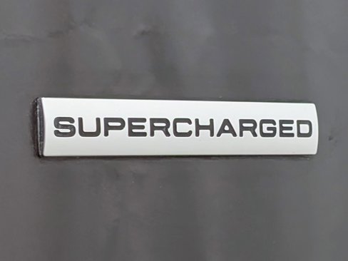 Used 2016 Land Rover Range Rover Supercharged image 11