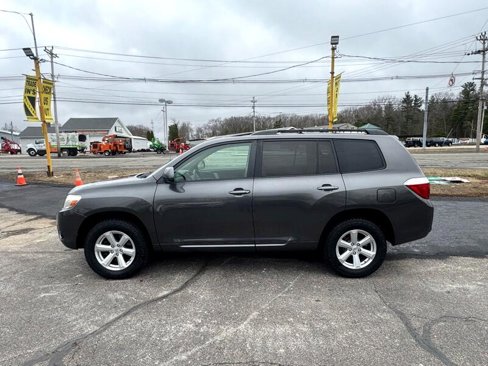 Used 2010 Toyota Highlander 4WD image 8