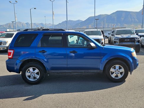 Used 2011 Ford Escape XLT w/ 202A Rapid Spec Order Code image 2