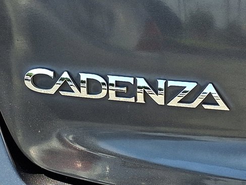 Used 2015 Kia Cadenza Premium w/ Technology Package image 39