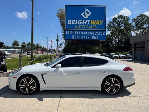 Used 2014 Porsche Panamera image 2