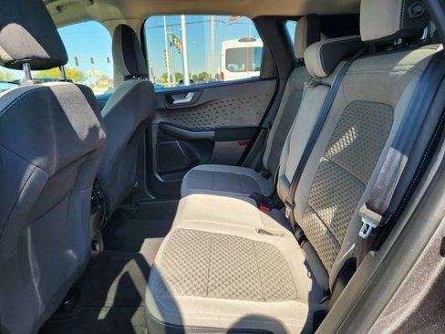 Used 2020 Ford Escape SE image 26