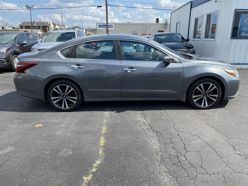 Used 2017 Nissan Altima 2.5 SR image 7