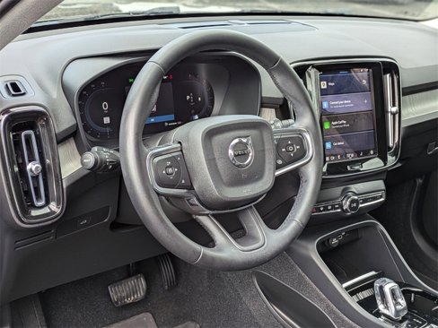 Used 2023 Volvo XC40 B5 Plus w/ Driver Assist Package image 15