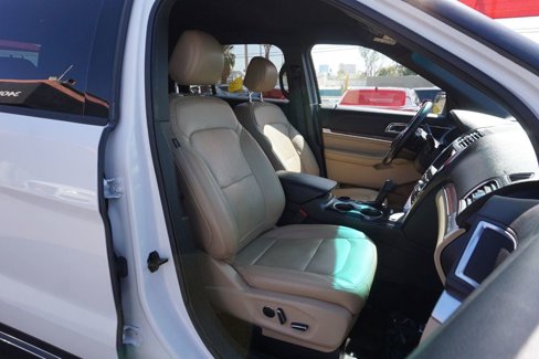 Used 2016 Ford Explorer Limited image 22