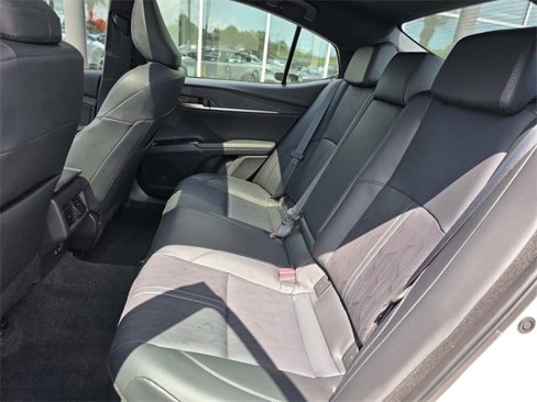 Used 2025 Toyota Camry XSE image 34