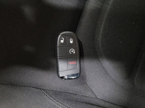 Used 2019 Jeep Renegade Latitude image 32