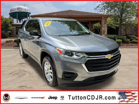 Used 2020 Chevrolet Traverse LS image 1