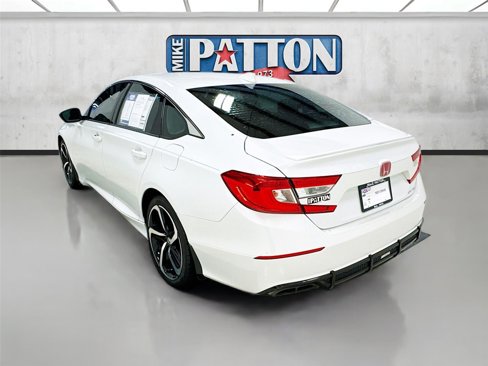 Used 2018 Honda Accord Sport image 5