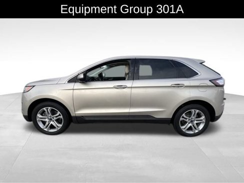 Used 2018 Ford Edge Titanium w/ Equipment Group 301A image 4