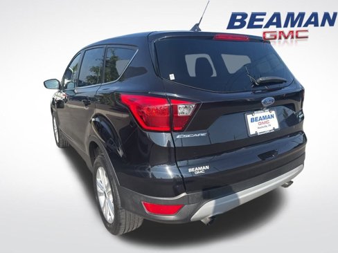 Used 2019 Ford Escape SE image 7