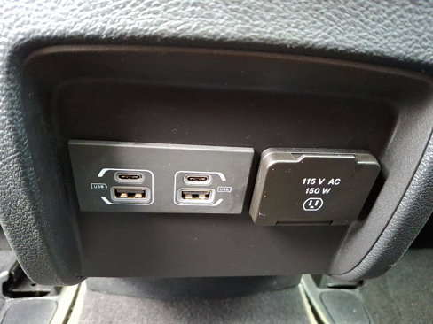 Used 2022 Jeep Cherokee Limited image 11