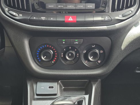 Used 2021 RAM ProMaster City Tradesman w/ Window Group 09 image 33