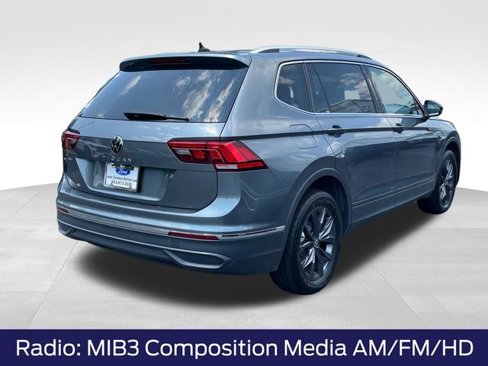 Used 2022 Volkswagen Tiguan SE image 3