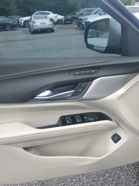 Used 2020 Cadillac CT4 Premium Luxury image 10