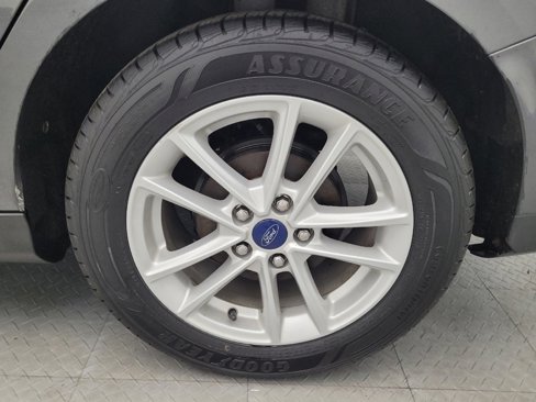 Used 2018 Ford Focus SE image 31