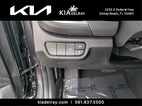 Certified 2023 Kia Seltos SX w/ SX Sunroof Package image 26