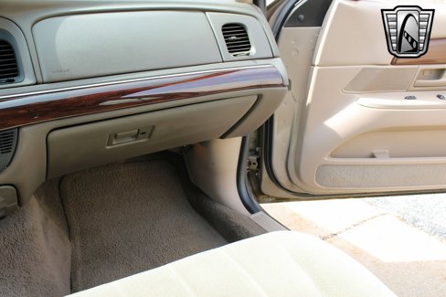 Used 2004 Mercury Grand Marquis GS image 17