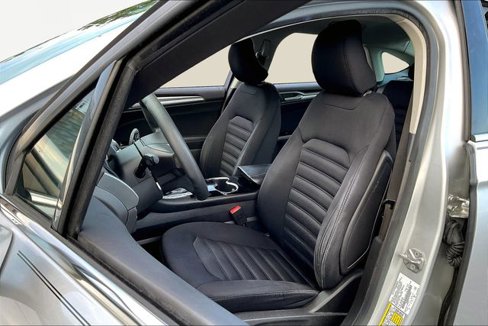 Used 2015 Ford Fusion SE image 15