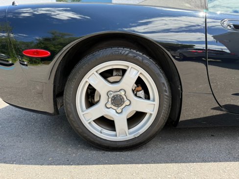 Used 1999 Chevrolet Corvette Convertible w/ Memory Pkg image 39