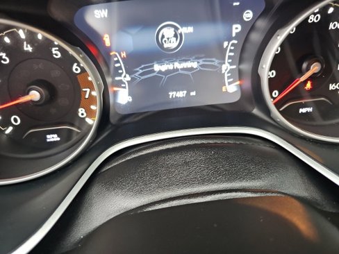 Used 2019 Jeep Compass Limited image 23
