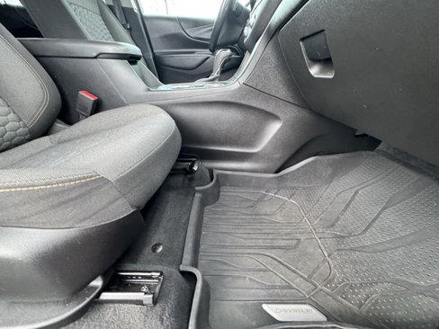 Used 2020 Chevrolet Equinox LT image 22