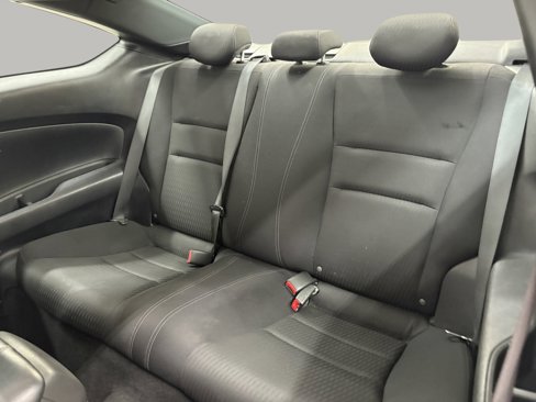 Used 2017 Honda Accord EX image 12