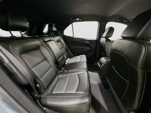 Used 2024 Chevrolet Equinox RS w/ RS Leather Package image 28