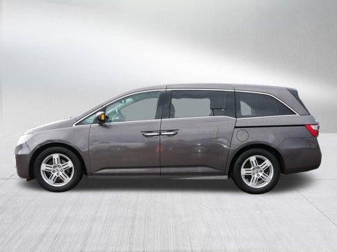 Used 2013 Honda Odyssey Touring image 4