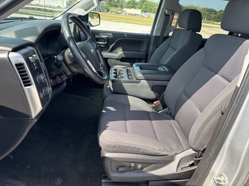 Used 2018 Chevrolet Silverado 1500 LT w/ All Star Edition image 19