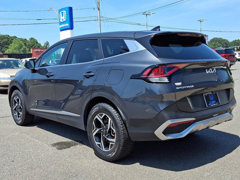 Used 2023 Kia Sportage LX image 6
