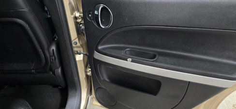 Used 2007 Chevrolet HHR LT image 9
