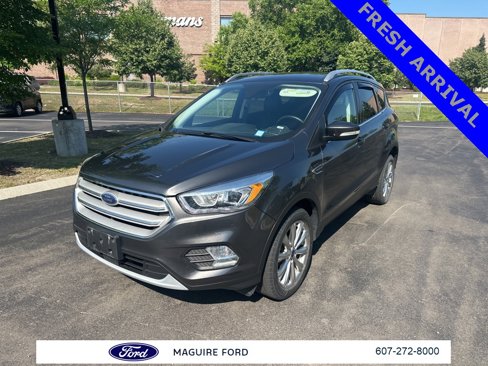 Used 2017 Ford Escape Titanium image 10