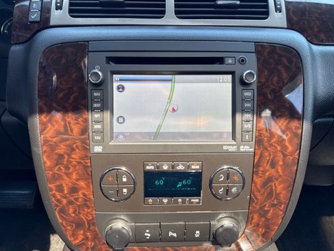 Used 2014 GMC Yukon Denali image 24