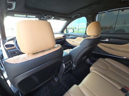 Used 2023 Hyundai Santa Fe Calligraphy image 16