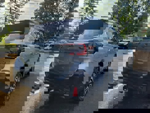 Used 2020 Subaru Outback Premium image 3