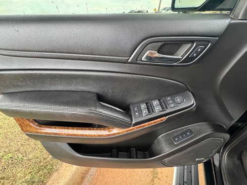 Used 2015 Chevrolet Tahoe LTZ image 12