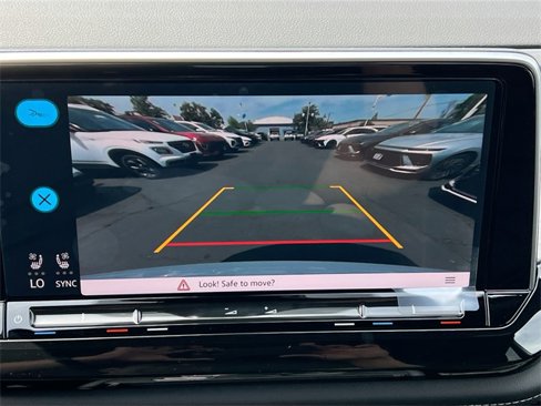 New 2025 Volkswagen Atlas Cross Sport SE image 13