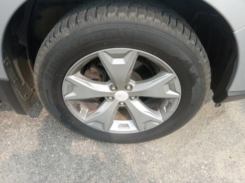 Used 2015 Subaru Forester 2.5i w/ Alloy Wheel Package image 11