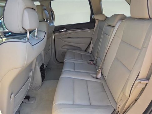 Used 2020 Jeep Grand Cherokee Overland image 37