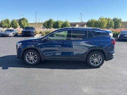 Used 2022 GMC Terrain SLT w/ LPO, Floor Liner Package image 2